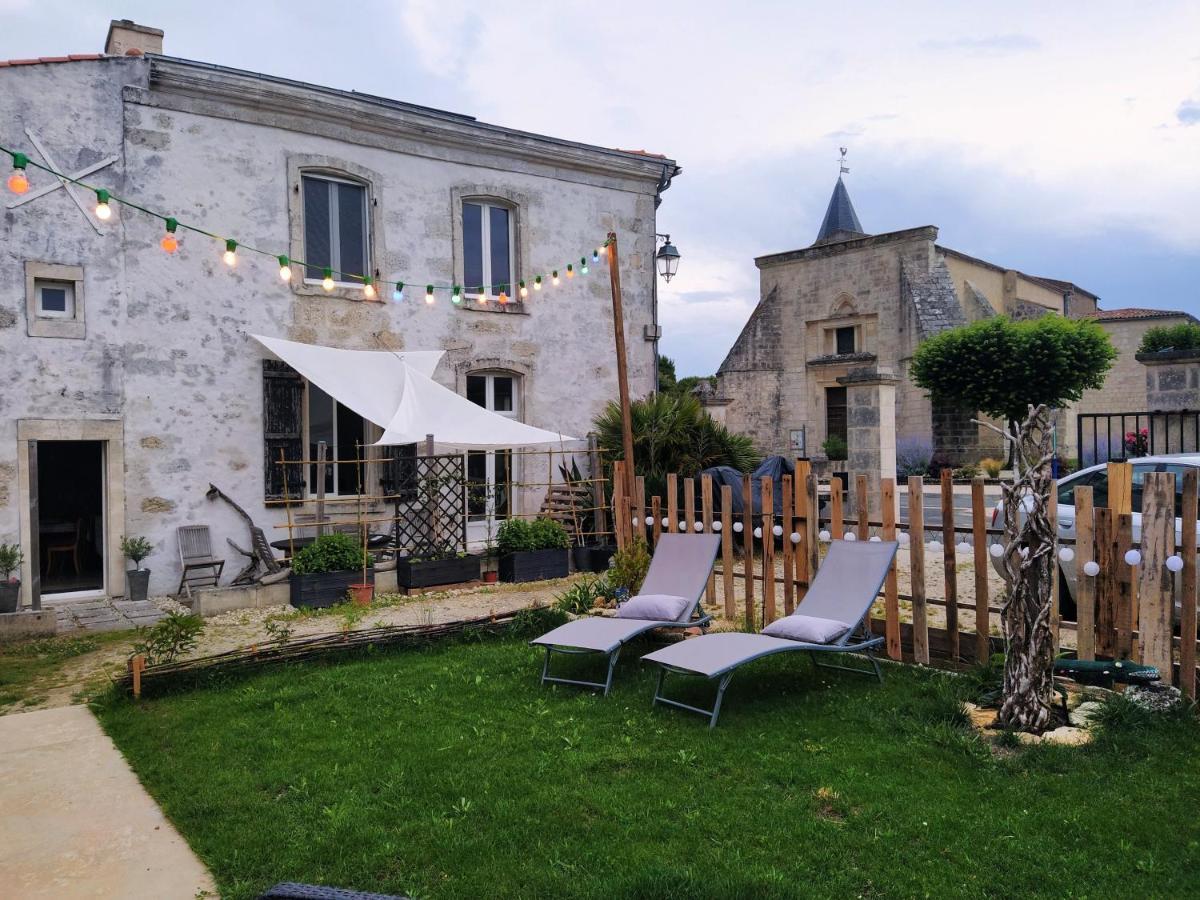 Gite Modes Et Cafe Epargnes Exterior foto